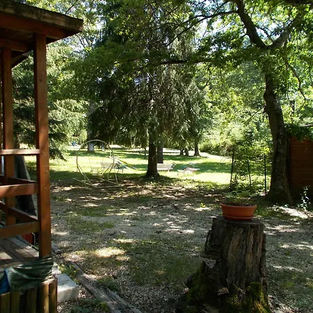 Camping Snow Village